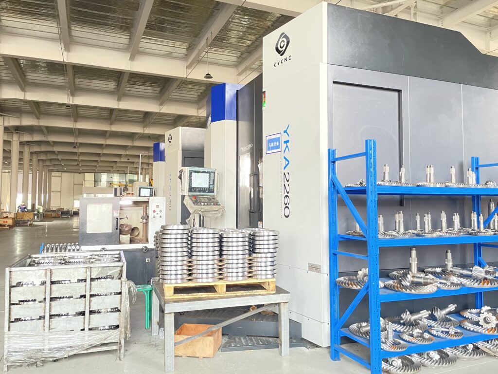 Specifically designed for processing high-performance spiral bevel gears, which are among the most complex and precision-demanding components in transmission systems.