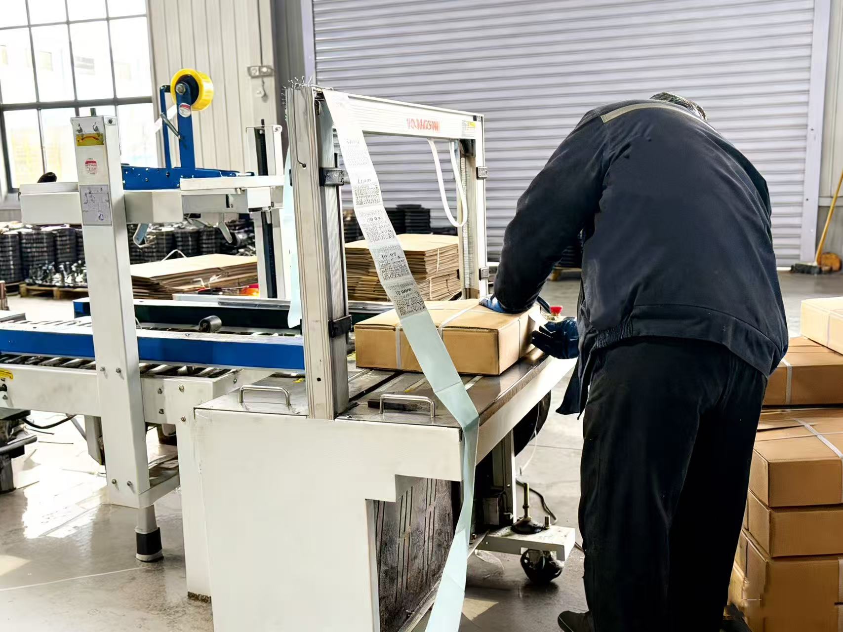 The gear teeth have high precision. Proper packaging prevents collisions during handling, avoiding nicks, dents, or scratches on the tooth profiles.